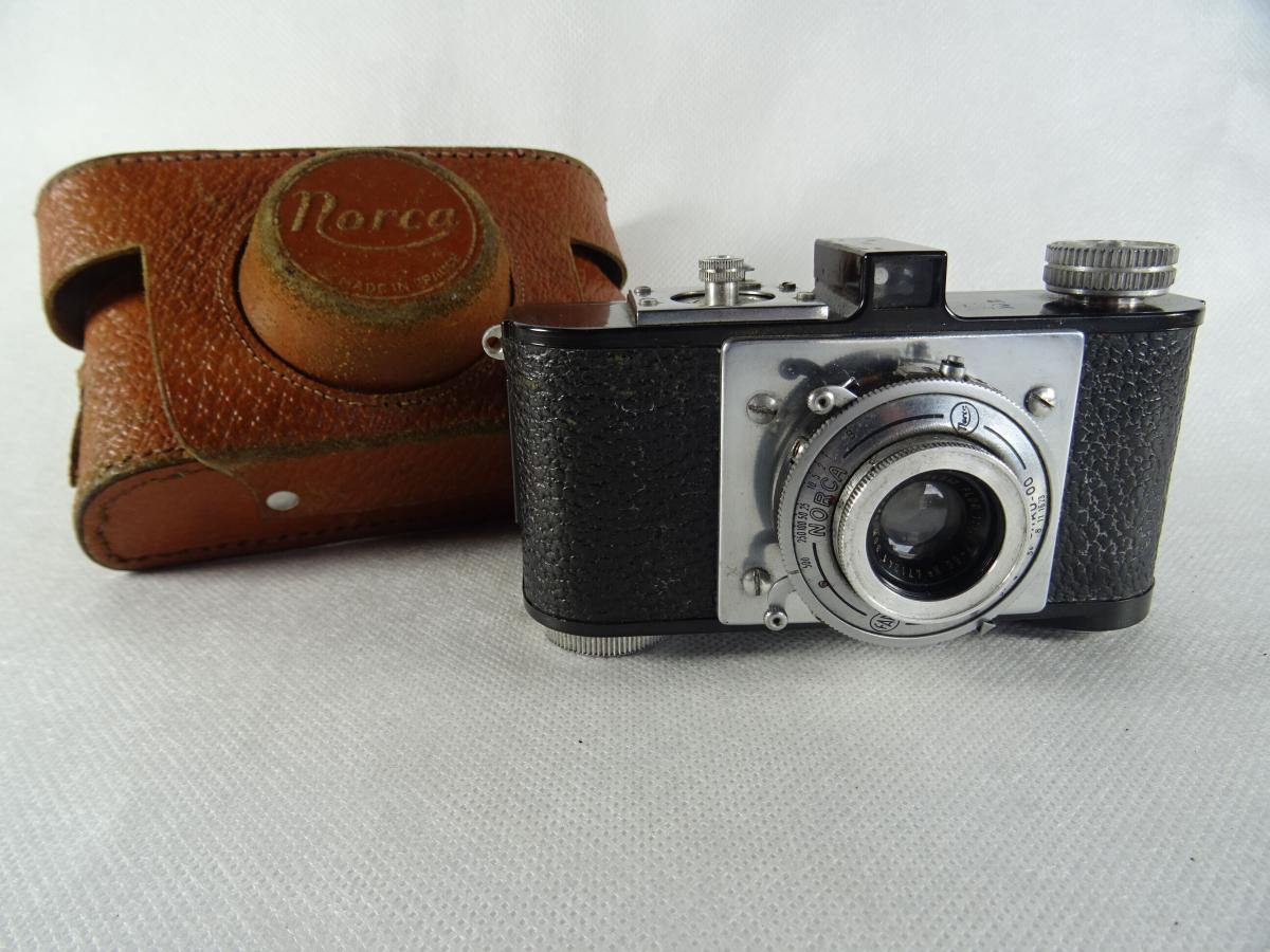 La photographie argentique... Praktica LLC.Troisième génér