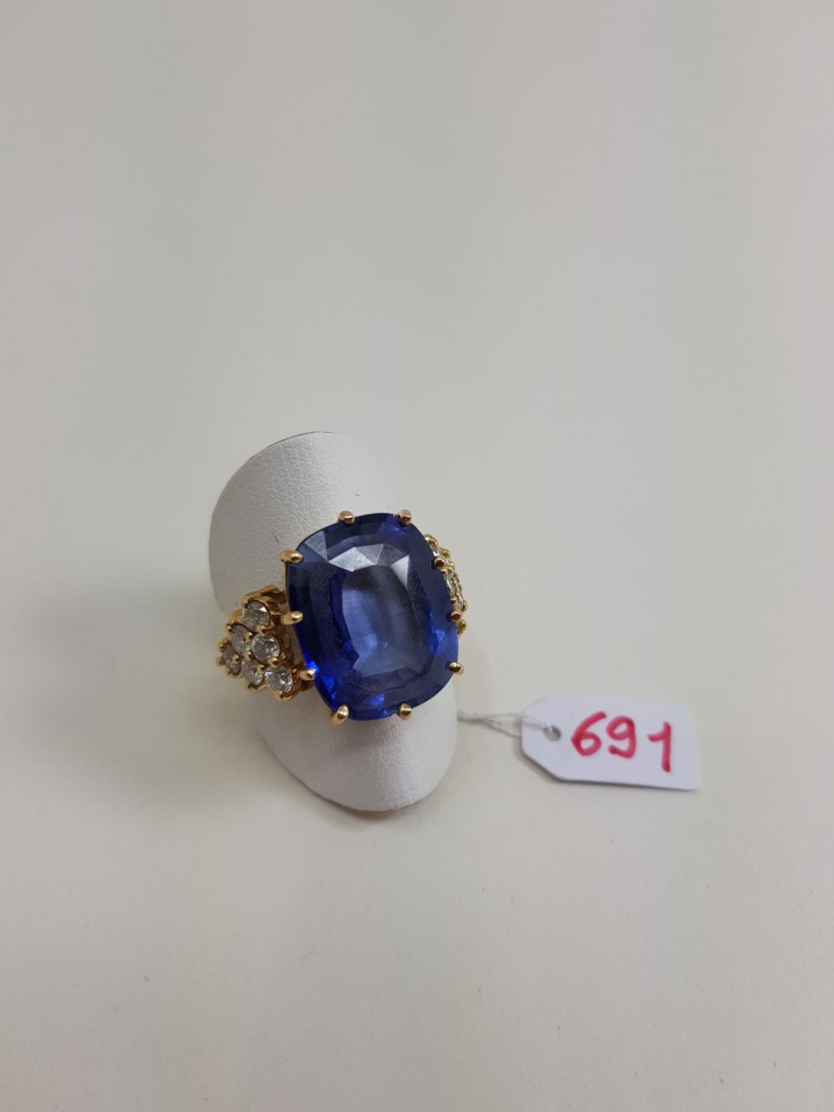 Broche Fantaisie Ancienne Ronde Dorée | Diamètre 40 Mm | Occasion Bon état