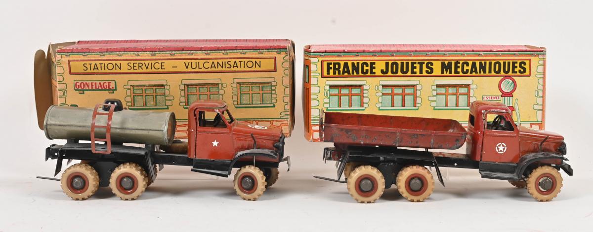 Les camions jouets en bois - Magazine Charge utile - Miniatures