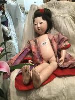 Poupée Hina-Ningyō en Vitrine, Japon, 1970s en vente sur