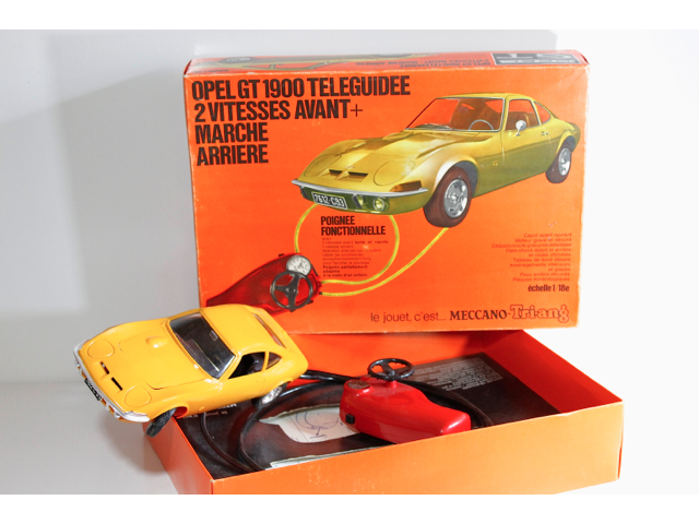 MECCANO フランス製 DINKY TOYS OPEL REKORD オペル・レコルト 1/43