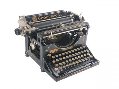 Y a-t-il encore des usines à machines à écrire?