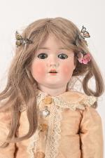 DEP : Poupée tête porcelaine, yeux dormeurs, bouche ouverte, - Lot 46