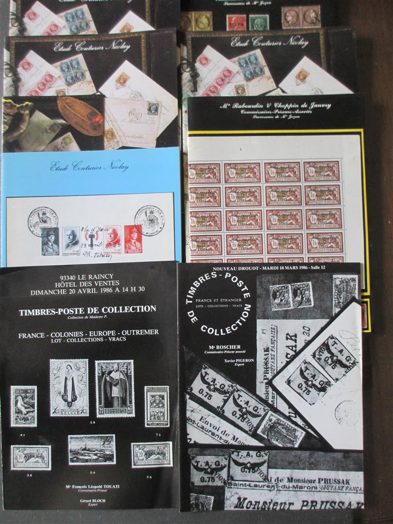 TIMBRES - POSTE DE COLLECTION