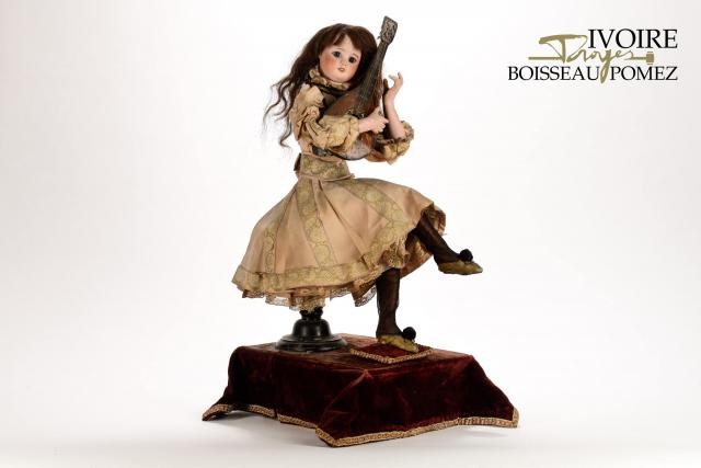 JOUET ANCIEN - Poupee Dans Son Berceau Avec Biberon EUR 85,00 - FR