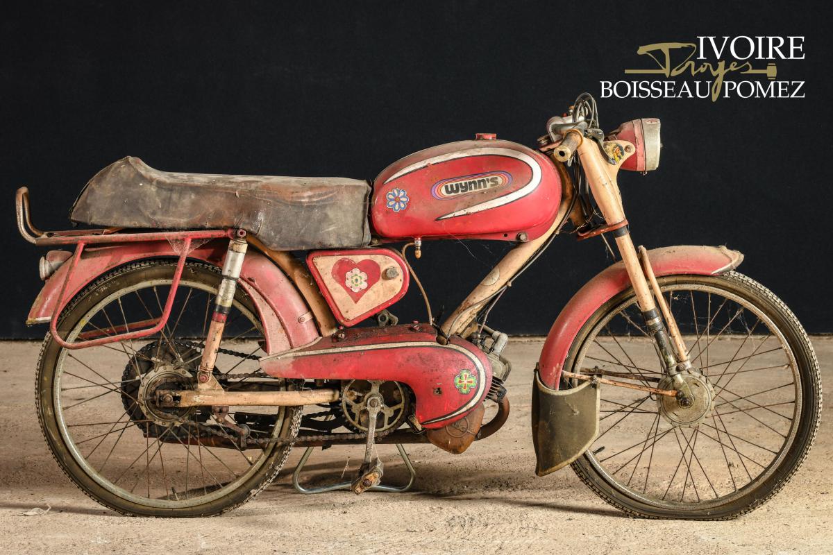 Collection de 150 motos anciennes de Monsieur Jean-Max DRUJON (Aube 10).