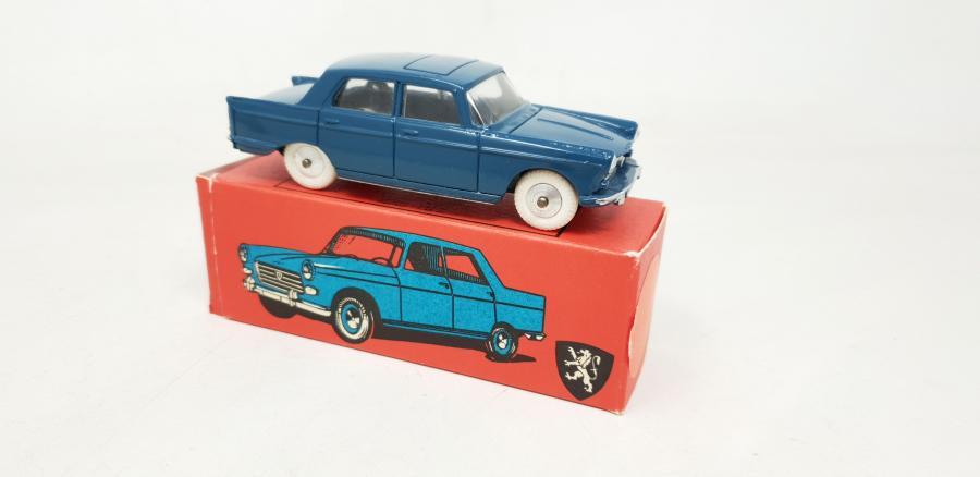 Dinky Toys Peugeot 504 OVP made in France (Neu und originalverpackt) in für CHF 18 – mit