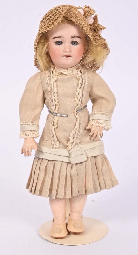 Poupées décoratives en porcelaine de haute qualité, France