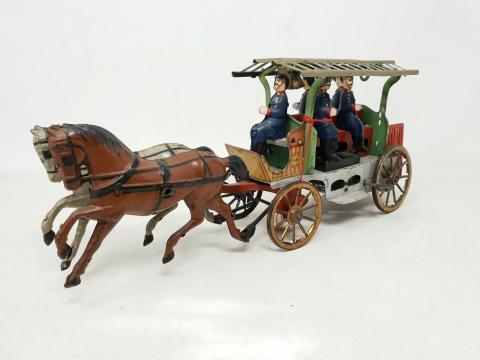 France-Jouets : Manège Autoscooter en tôle ref 1050 en bo