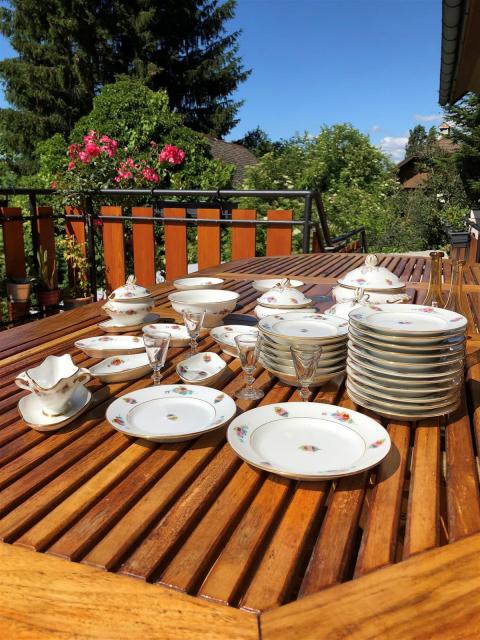 Dînette Poupées Vintage Lot Ancienne Dînette En Porcelaine Pour Poupées - Années 1970, Vintage, Sans éclats Assiettes Porcelaine