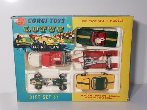 Semi remorque mercedes corgi junior miniature - Collection