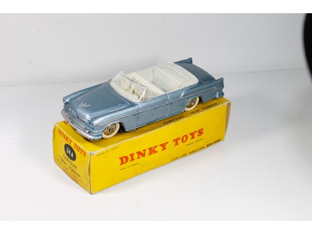 DINKY TOYS : Chrysler New Yorker, réf. 24A, échelle 1/43ème