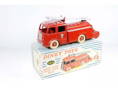 DINKY TOYS FRANCE. BERLIET Pompiers. Ref: 32 E. + Boite