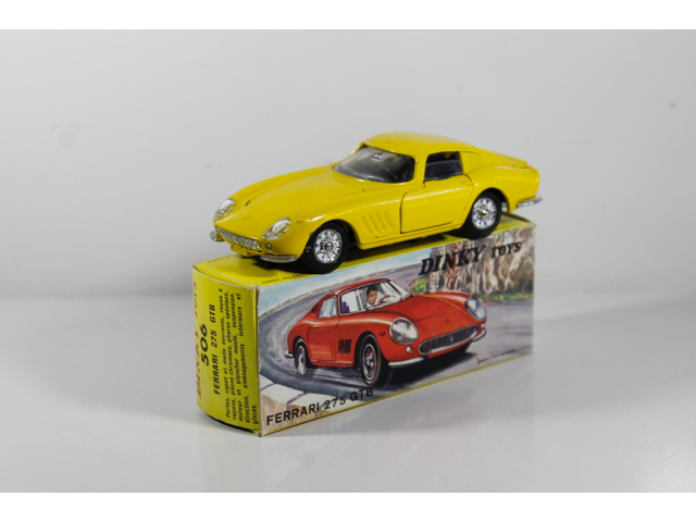 VENTE DE DINKY TOYS ET JOUETS ANCIENS