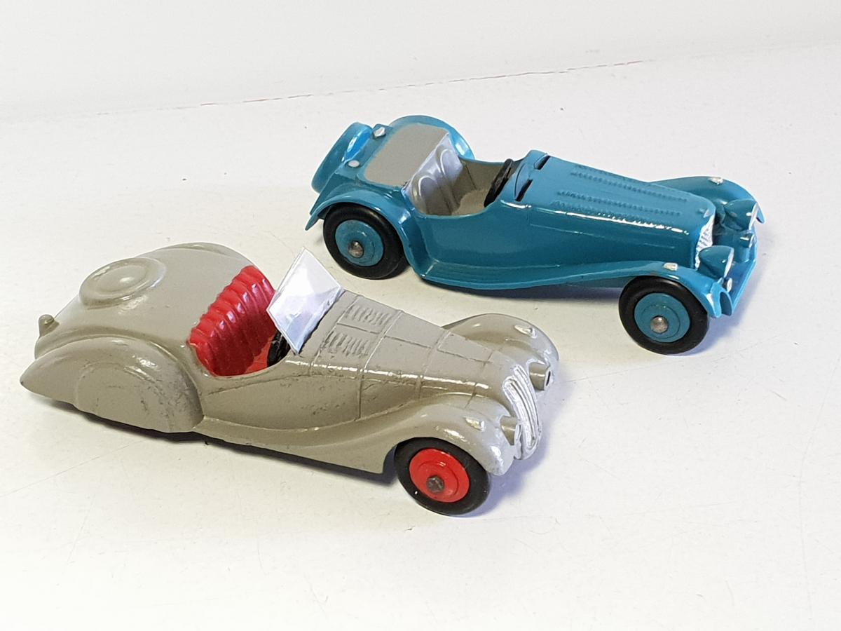 Vente de Dinky Toys et jouets anciens