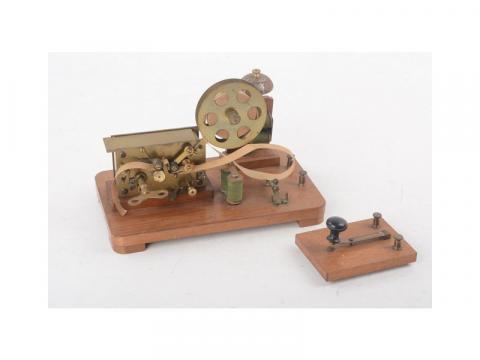 Carte postale Vierzon, Ecole Professionelle - Atelier de Machines
