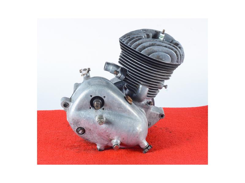 Moteur moto Peugeot 125 type 55 c.1950 - auctions & price archive