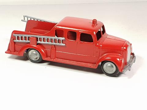 Ancien Camion unic Izoard Porte Autos dinky toys france