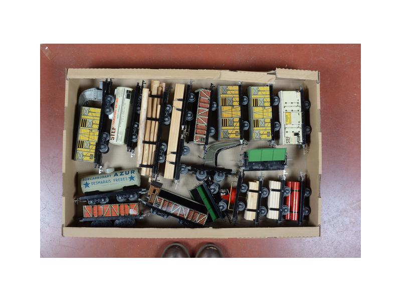 Wagon Plat Jouef Marchandises, Attelage A Croc, Marquage SNCF Ro2ym 19