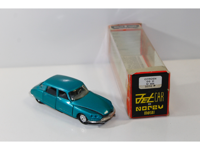 Miniature NOREV 1/43 - Citroën DS 21 Turquoise - En Boîte - Occasion