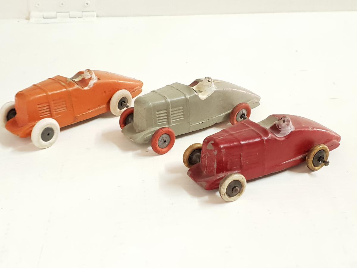 Ancien JRD Jouet Voiture Citroën Rosalie en plâtre farine 1930s Ancien JRD Jouet Voiture Citroën Rosalie en plâtre farine 1930s