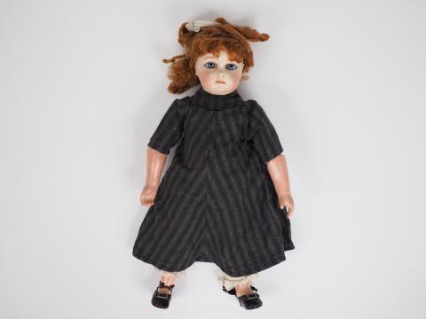 Antique JUMEAU Doll 24 Medaille D'Or Body for sale at