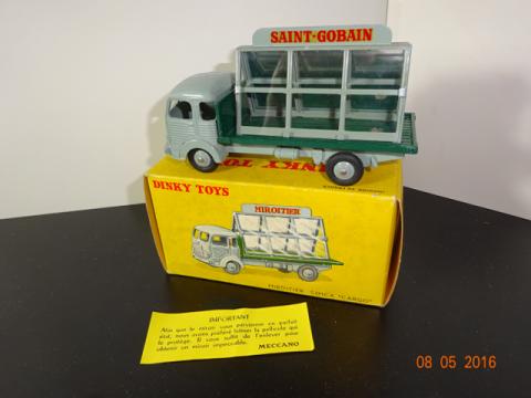 DINKY TOYS FOURGON Simca Cargo Dinky Toys N°33Aj EUR 30,00 - FR