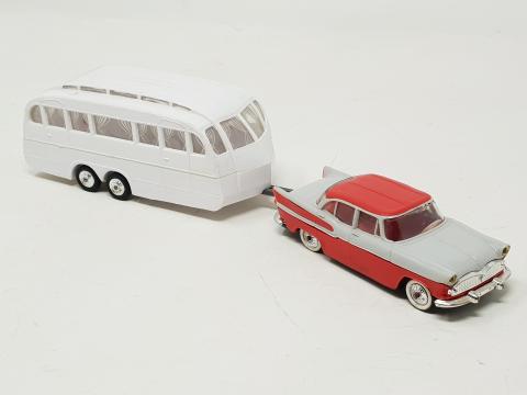 Dinky Toys France 811 – Caravane Avec Glaces, Boîte Originale, Toit Strié, 1964
