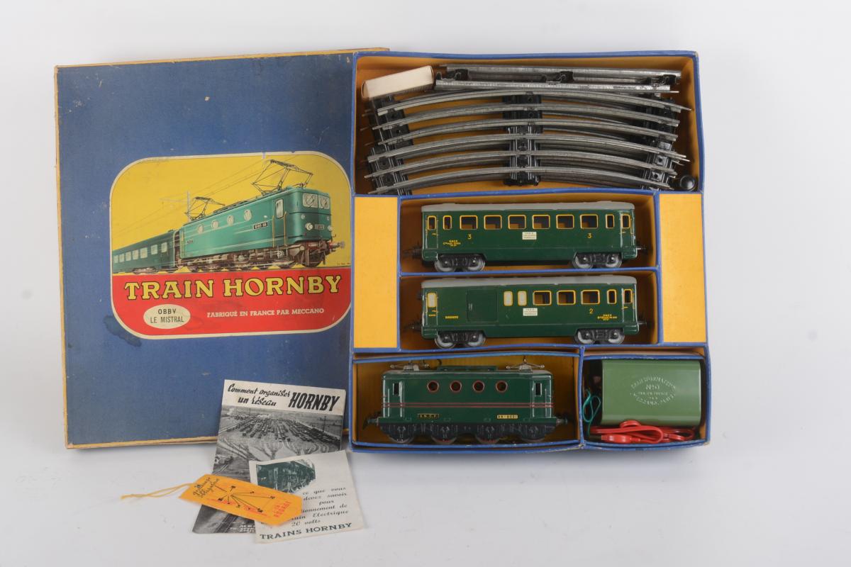 HORNBY ECHELLE O voiture N°1 speciale 1ere classe en boite EUR 50,00 - FR