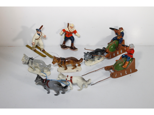 QUIRALU CHASSEURS Alpins 1Ere Version Traineau Avec 1 Chien +Caisse 3 EUR 16,80 - FR QUIRALU CHASSEURS Alpins 1Ere Version Traineau Avec 1 Chien +Caisse 3 EUR 16,80 - FR