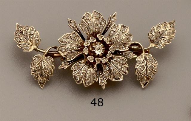 Broche Vintage En Forme De Petite Couronne - Argentée Avec Perles Et Cristaux, Occasion