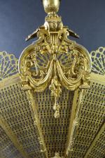 Pare-étincelle éventail d'époque Napoléon III en bronze doré à décor...