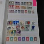 1 album 64 pages timbres neufs avec Grande Bretagne, Jersey,...