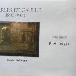 1 cadre tableau doré avec 1 timbre commémoratif du Général...