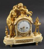 Pendule d'époque Louis XVI en bronze doré et ciselé et...