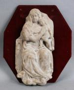 53 - Vierge à l'Enfant. Bas-relief en marbre, vers 1800....