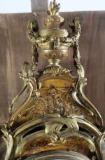 Cartel d'applique et son cul de lampe d'époque Louis XV...