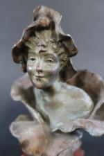 GODET Henri (1863-1936) : Femme-fleur. Bronze patiné signé, sur socle...