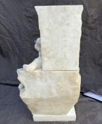 LOMBARDI
Quo vadis
Sculpture en albâtre, signée et titrée
H.: 68 cm l.:...
