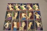 NUS. 21 photos artistiques de femmes sur fond aquarellé, TB