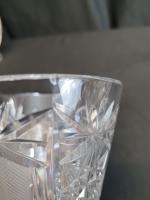 Lot en verre et cristal comprenant :
Coupe à fruits en verre...