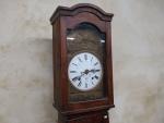 Horloge comtoise d'époque XIXe, mouvement à cadran émaillé blanc, en...