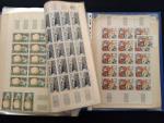 France : dans un gros classeur, stock de timbres neufs...