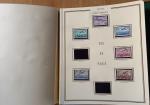 France, dans 3 albums Cérès Présidence, collection de timbres neufs...