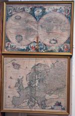 DEUX GRAVURES représentant des cartes du monde et de l'Europe
54...