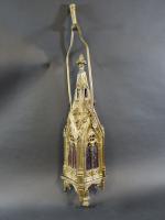 Lanterne de procession en laiton repoussé représentant un clocher d'église...