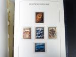 2 albums Leuchtturm bleu d'une collection de Polynésie neufs et...