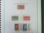 1 collection dans un vieil album cuir de timbres de...