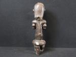 AFRIQUE - GABON. Statuette reliquaire Fang en bois sculpté représentant...