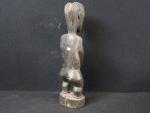 AFRIQUE-COTE D'VOIRE. Statue féminine en bois, Haut : 48 cm